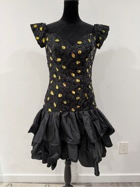 Vintage Alyce Designs Black Gold Sequin Party Dress Size 8 USA Made